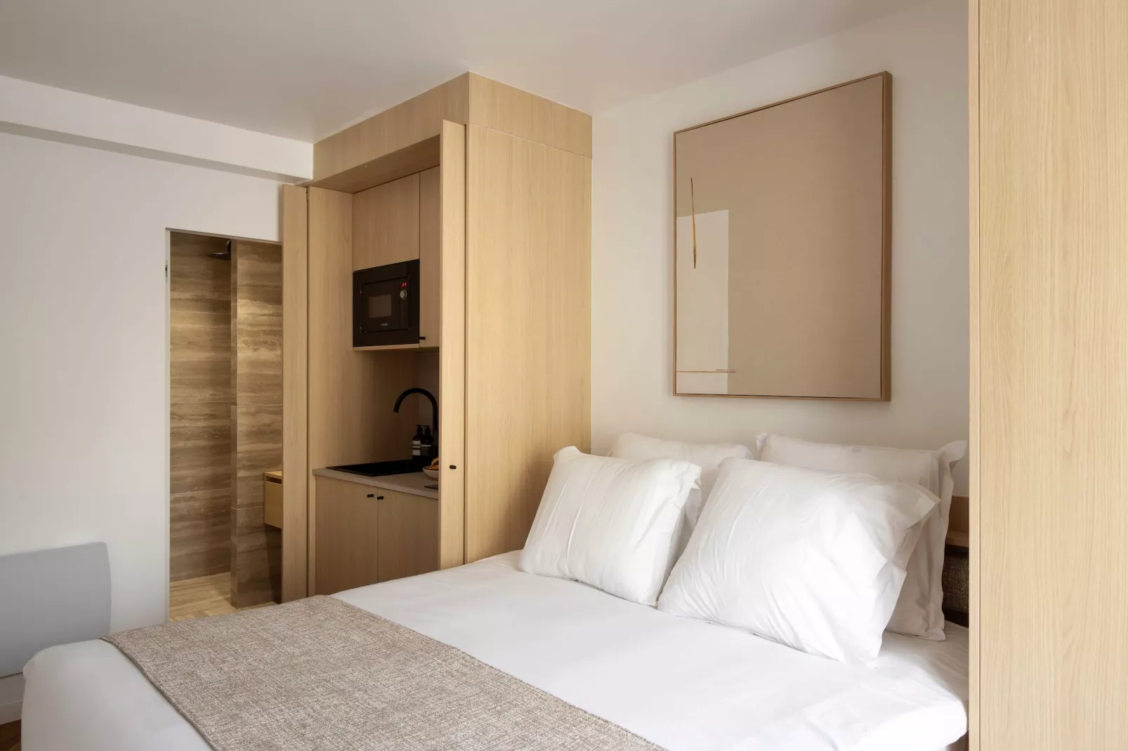 FO-30-LYONNAIS-E1-102-Untagged