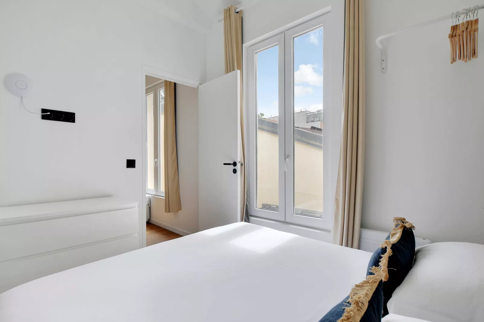 JT-35-RASPAIL-4-Chambre