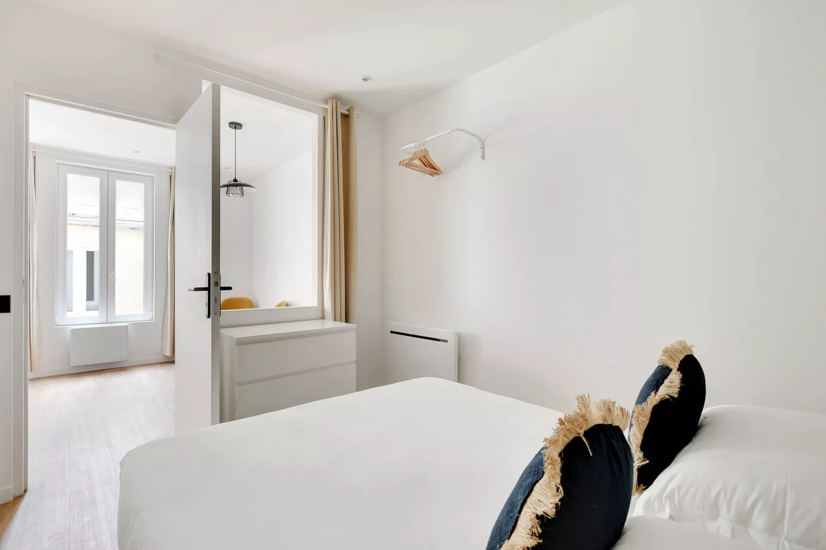 JT-35-RASPAIL-7-Chambre