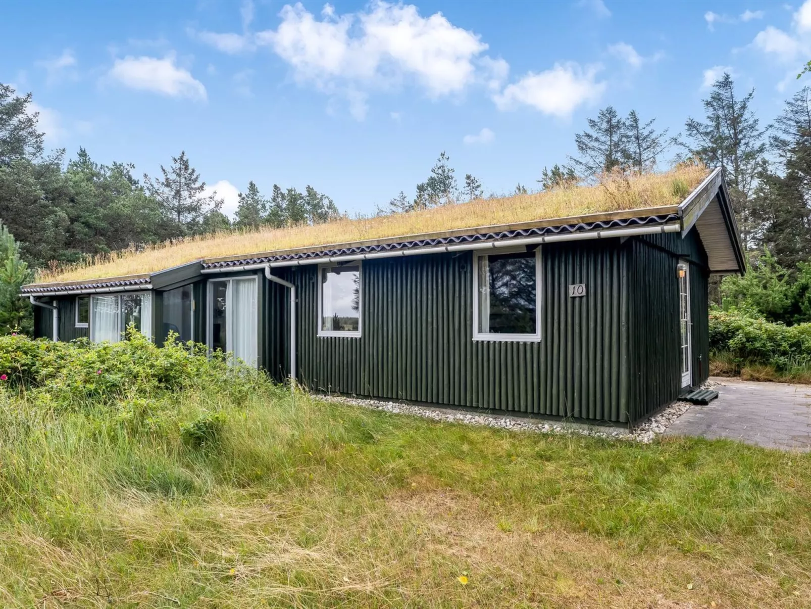 "Saila" - 1.2km from the sea-Outside