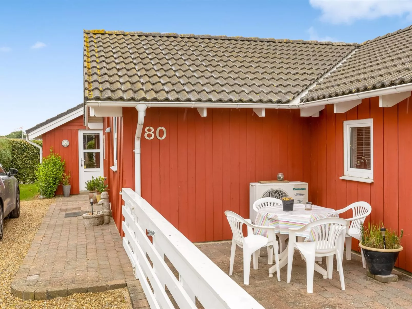 "Trifun" - 300m from the sea-Draußen