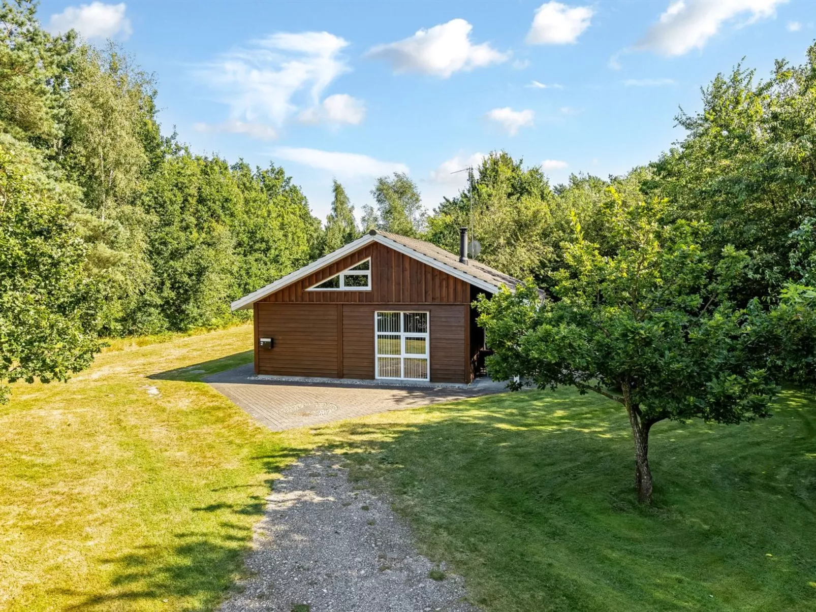 "Angantir" - 4.8km from the sea