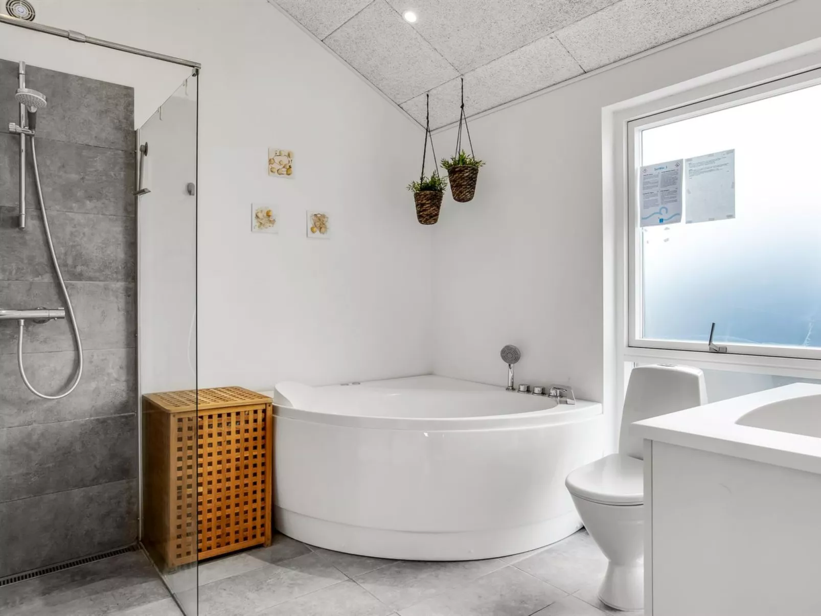 "Sigrun" - 300m from the sea-Drinnen