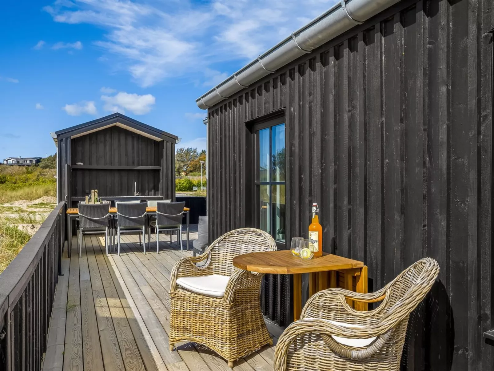 "Tjure" - 500m from the sea-Draußen