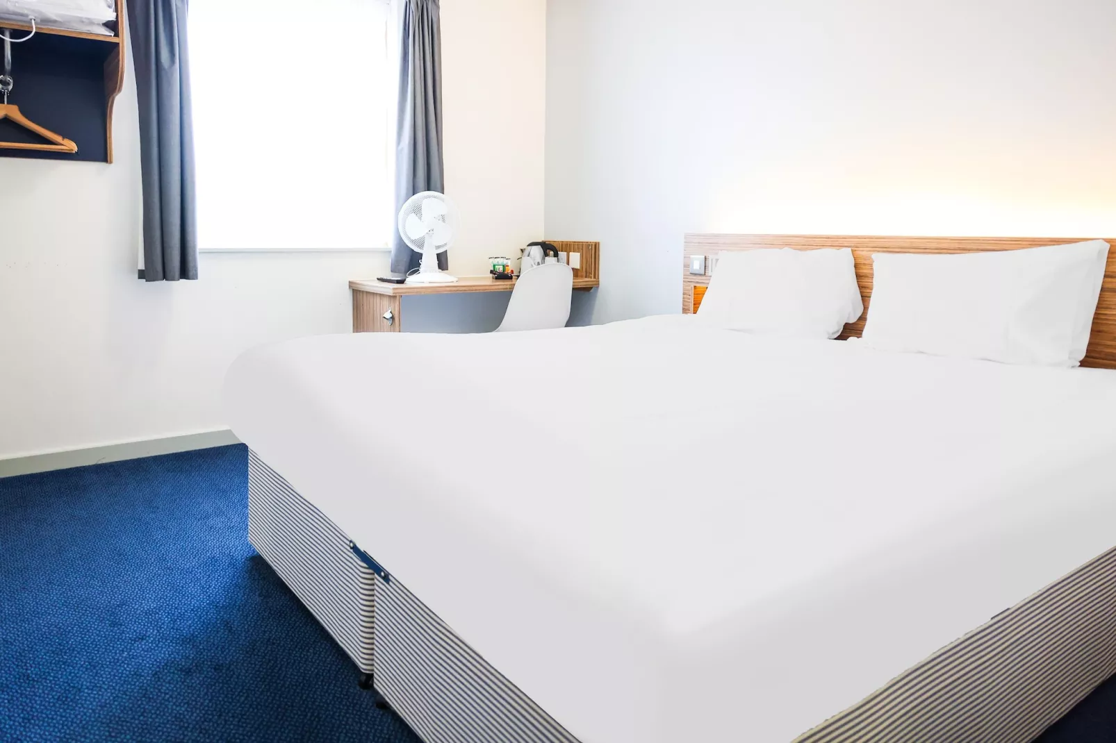 EN_GER001_Deluxe Double Room-Chambre