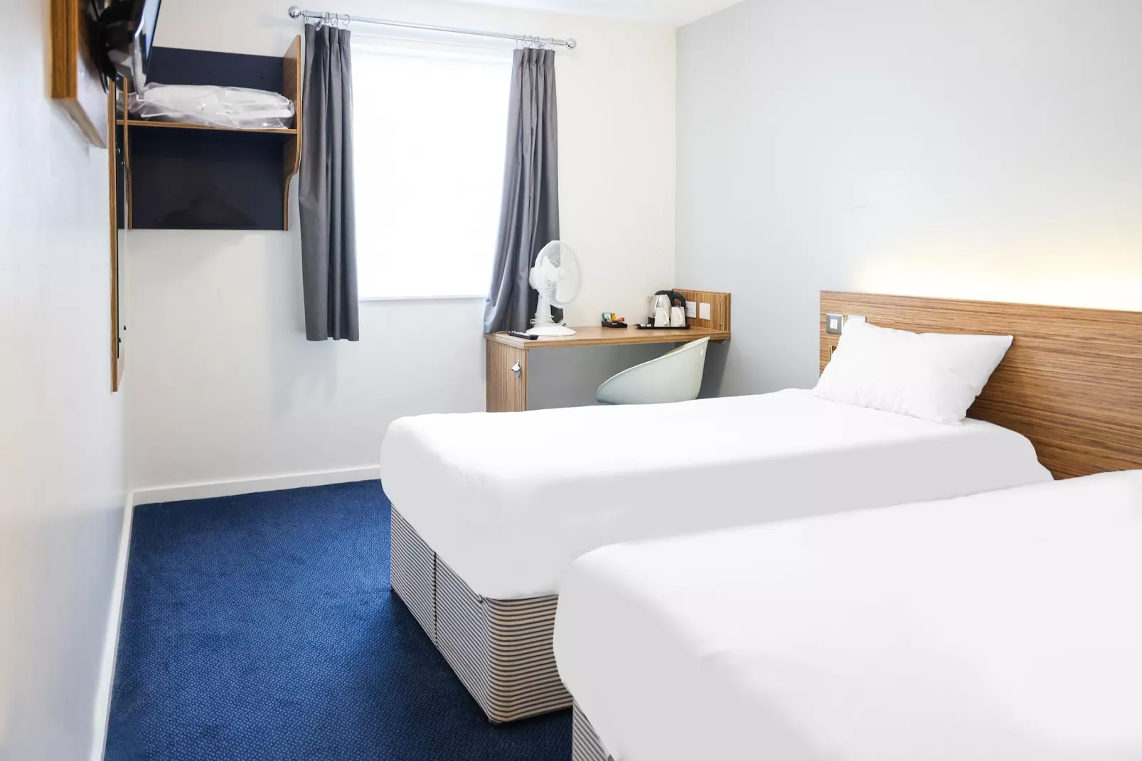 Standard Twin Room-Chambre