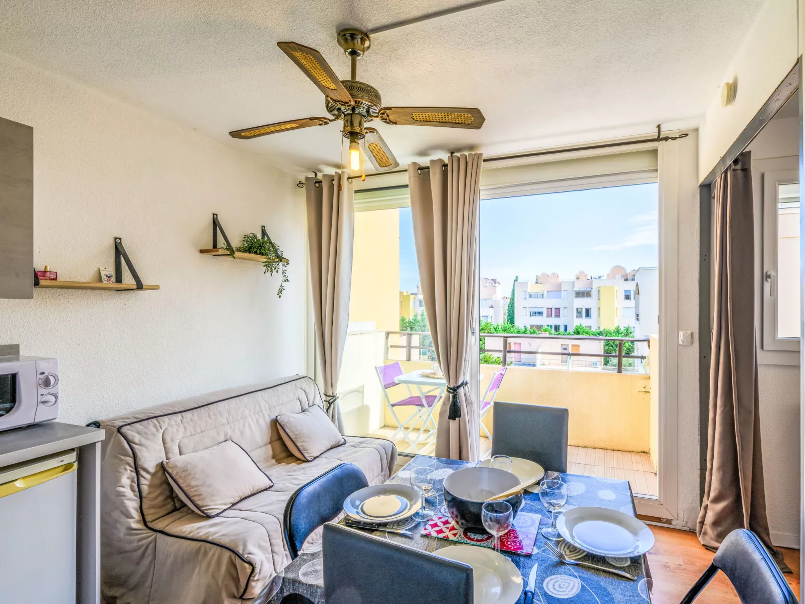 Gruissan Port-Drinnen