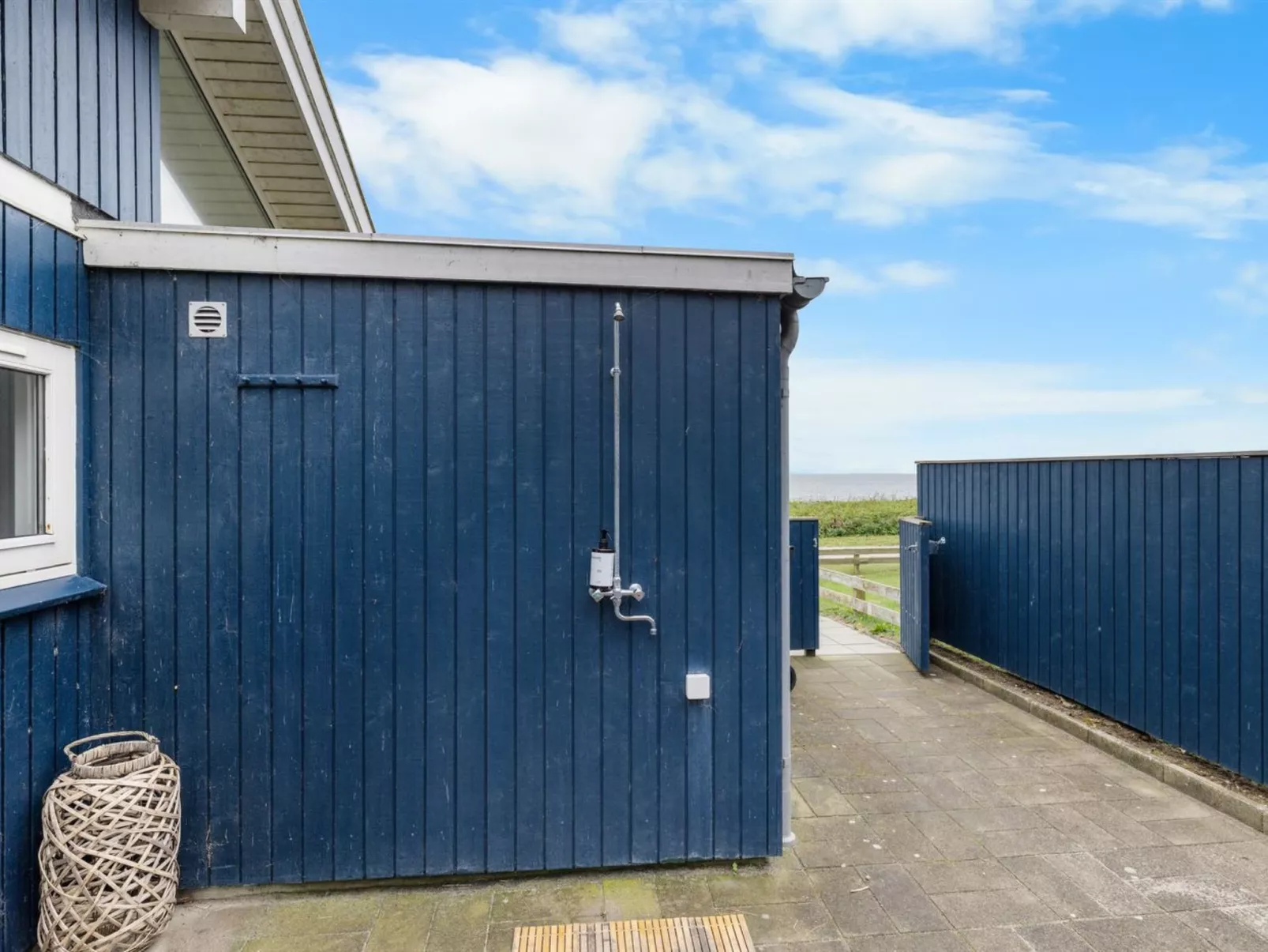 "Gertje" - 20m from the sea-Outside