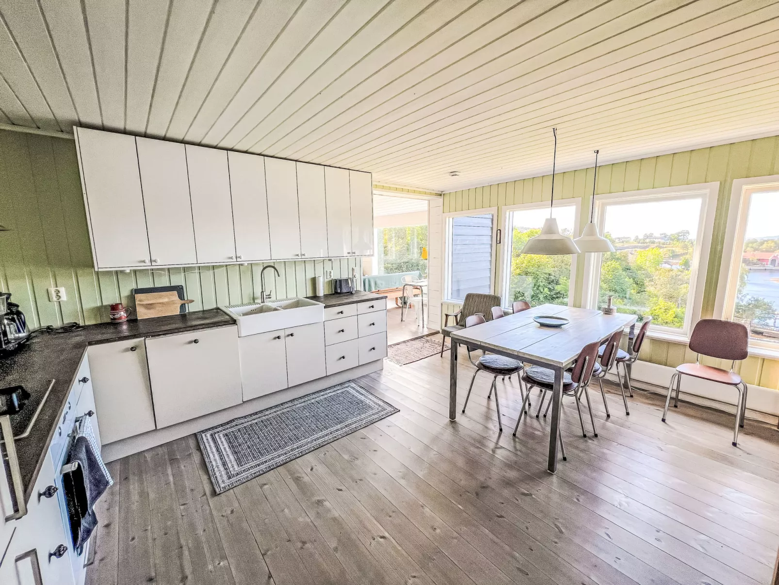 Lauvlid Cottage-Drinnen