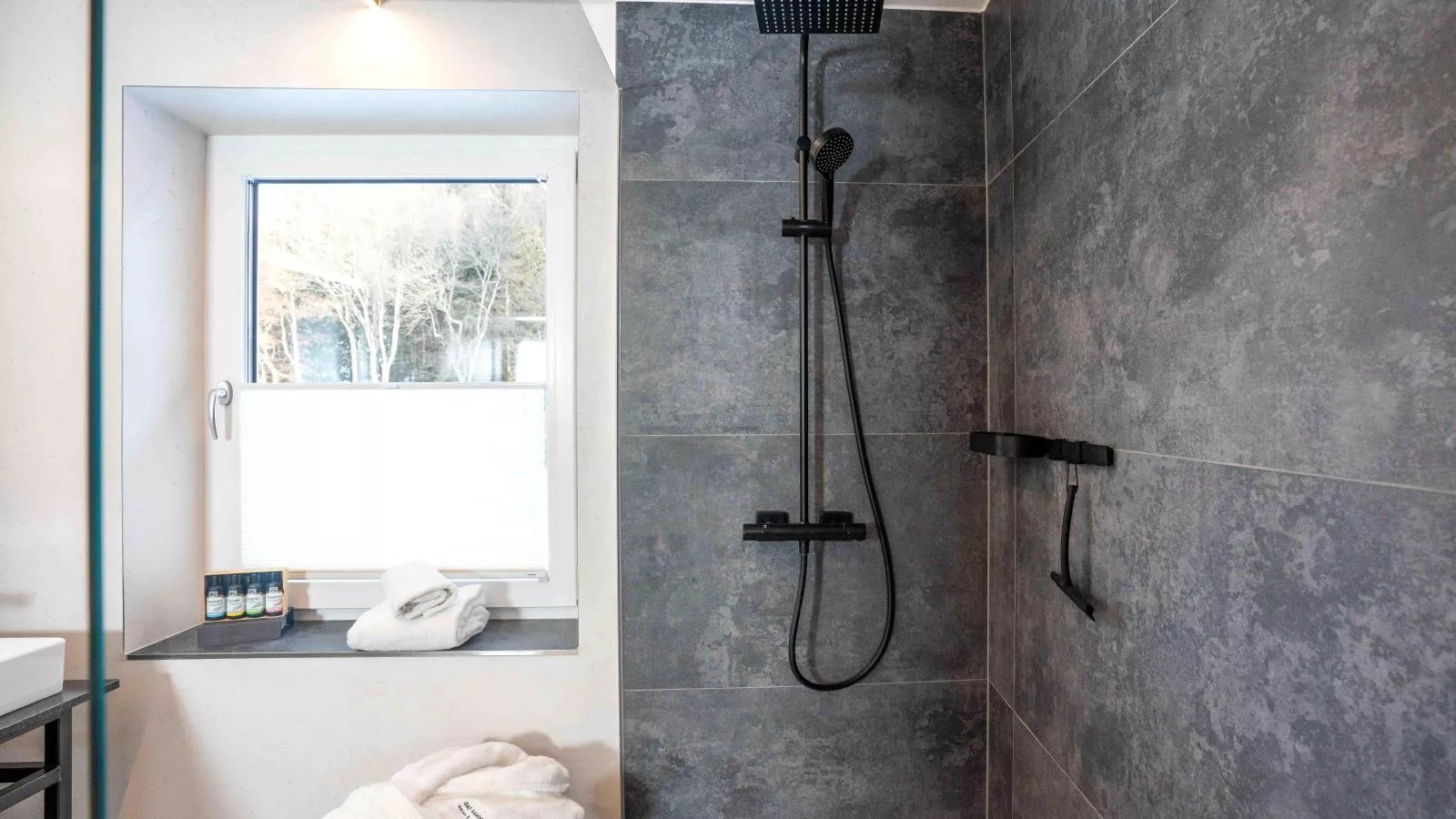 Kaminzimmer Suite-Bathroom