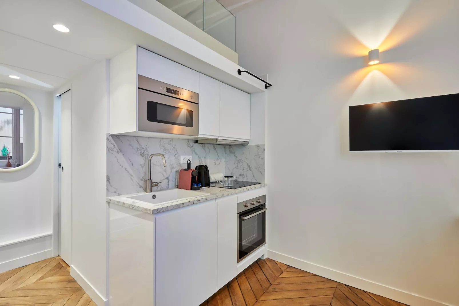 ROUSSEAU-Nicht zugeordnet