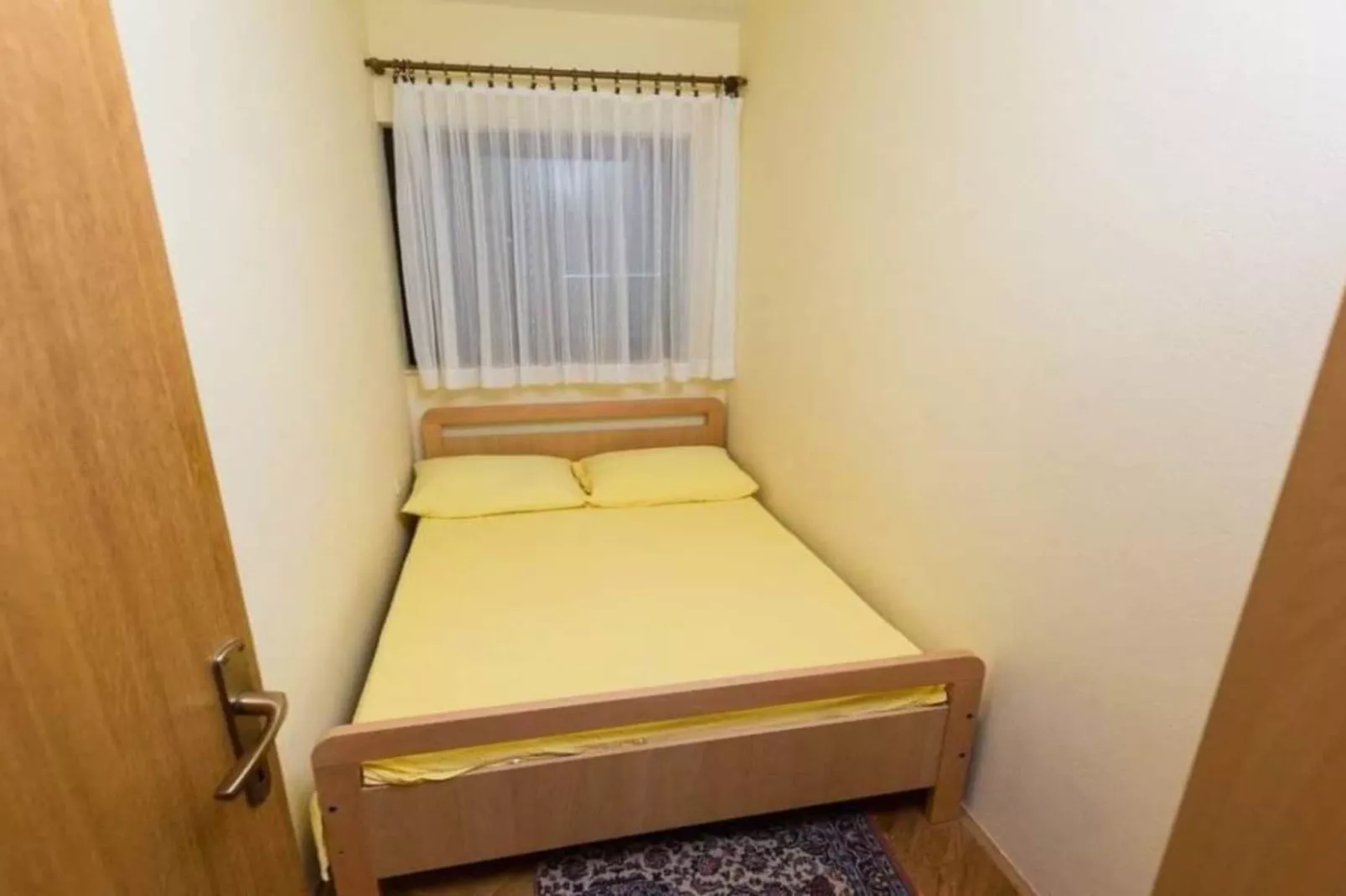 Apartmani Bridić Okrug Gornji - Four Bedroom Apartment-Schlafzimmer