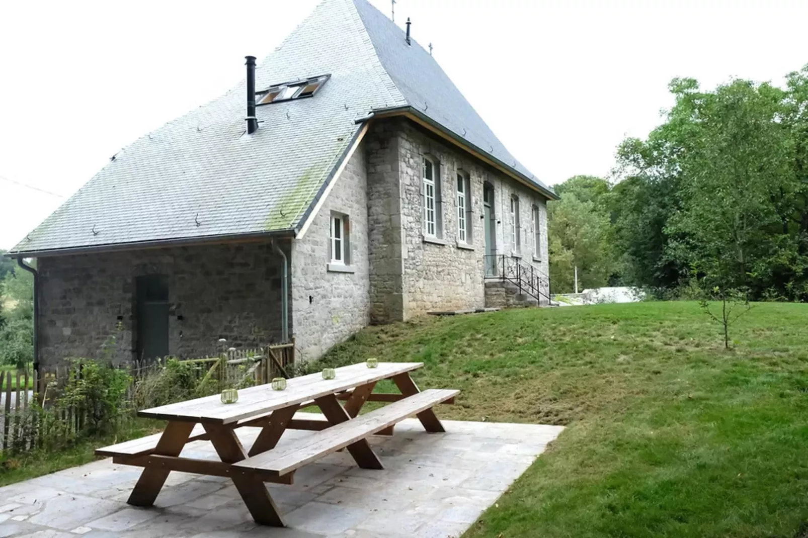 La Maison du Jardinier avec dortoir-Extérieur été