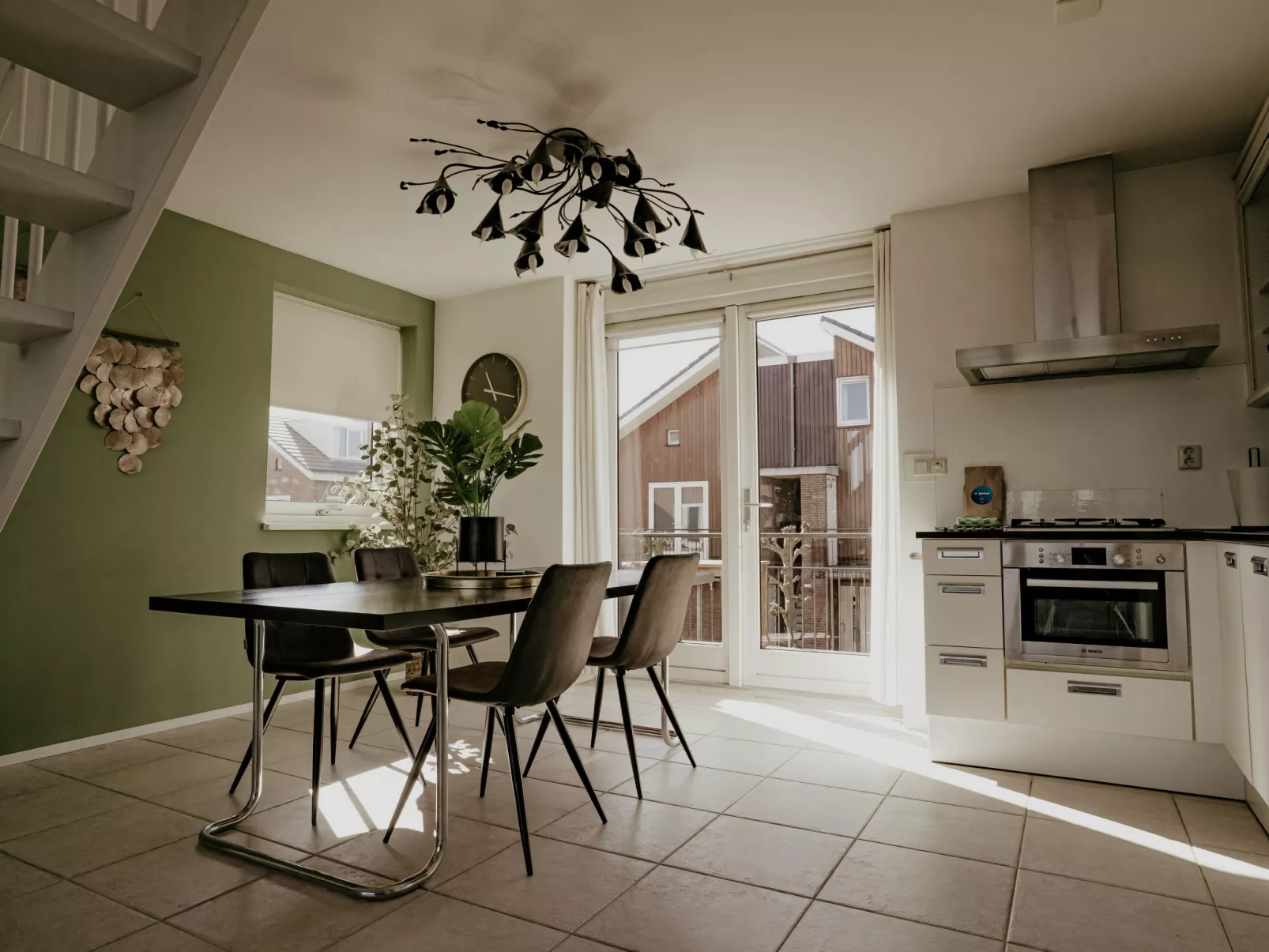 Oostergeest 2-Dedans