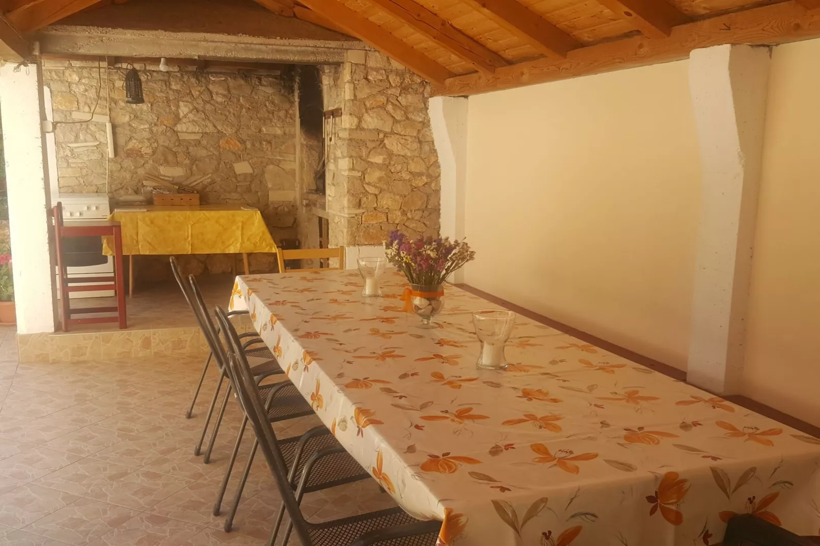 Apartments Ivan Supetar - Two Bedroom Apartment with Terrace no.3-Dining room