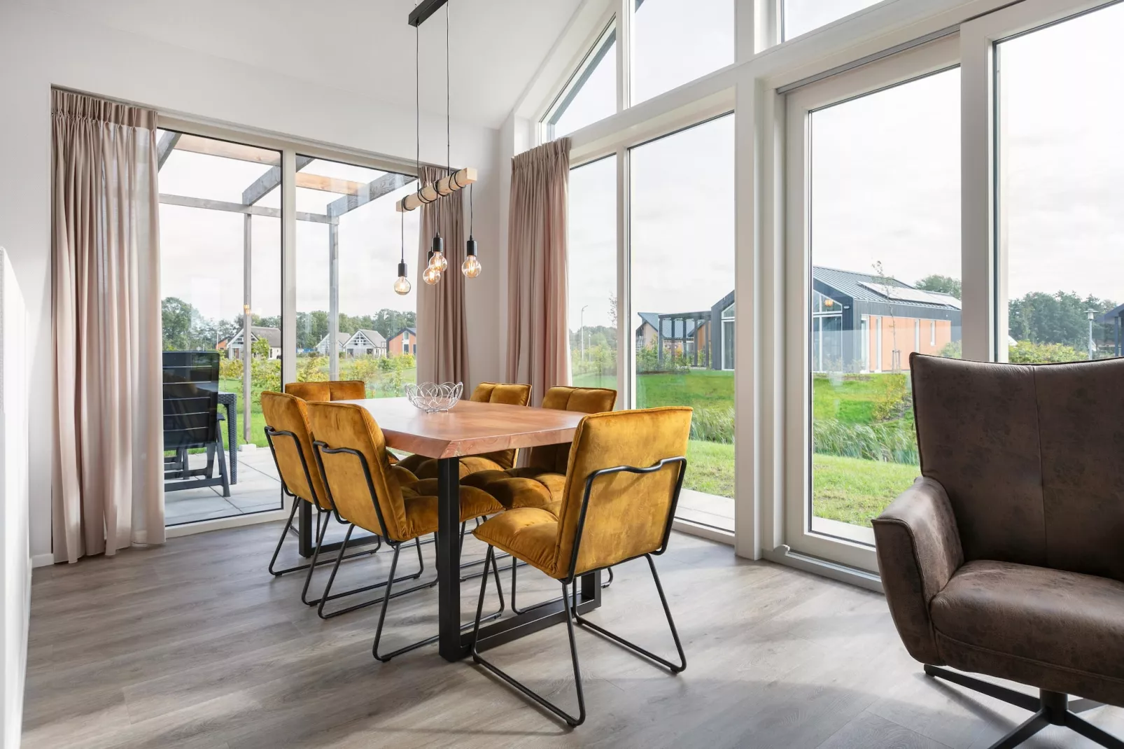 Villapark Akenveen 5-Dining room