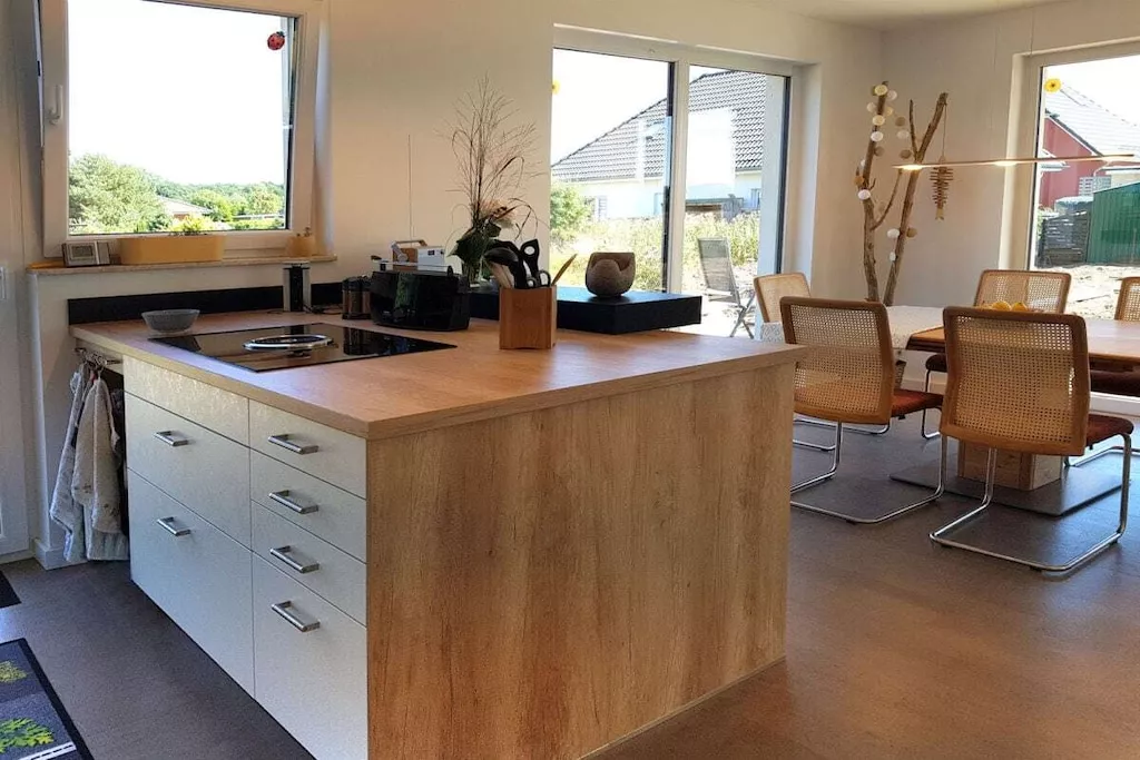 228502-Nicht zugeordnet