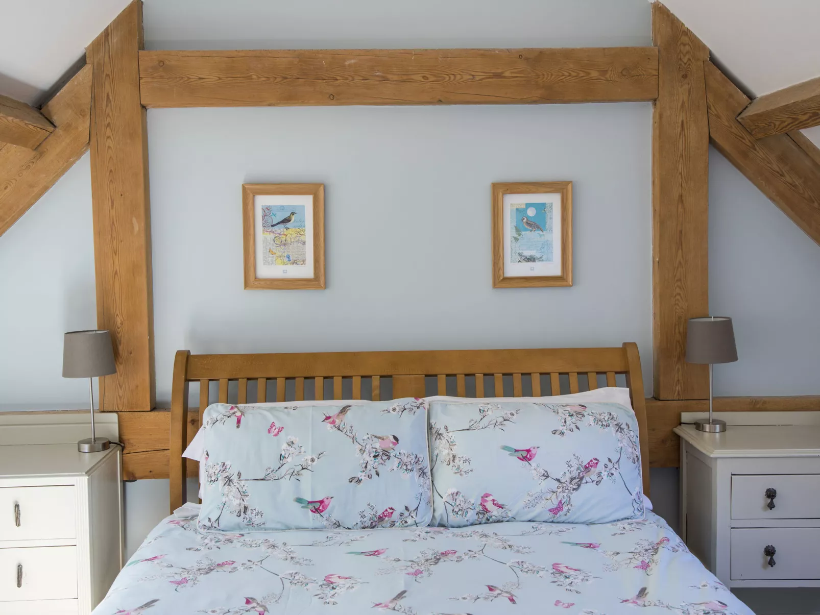 Woodpecker Cottage-Inside