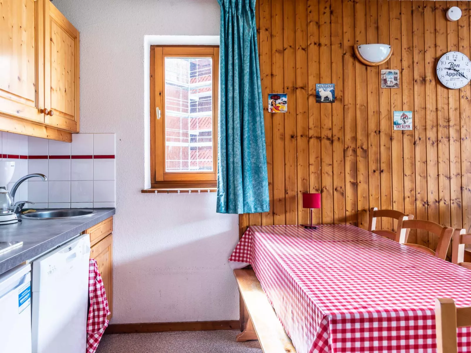 Les Sitelles-Drinnen