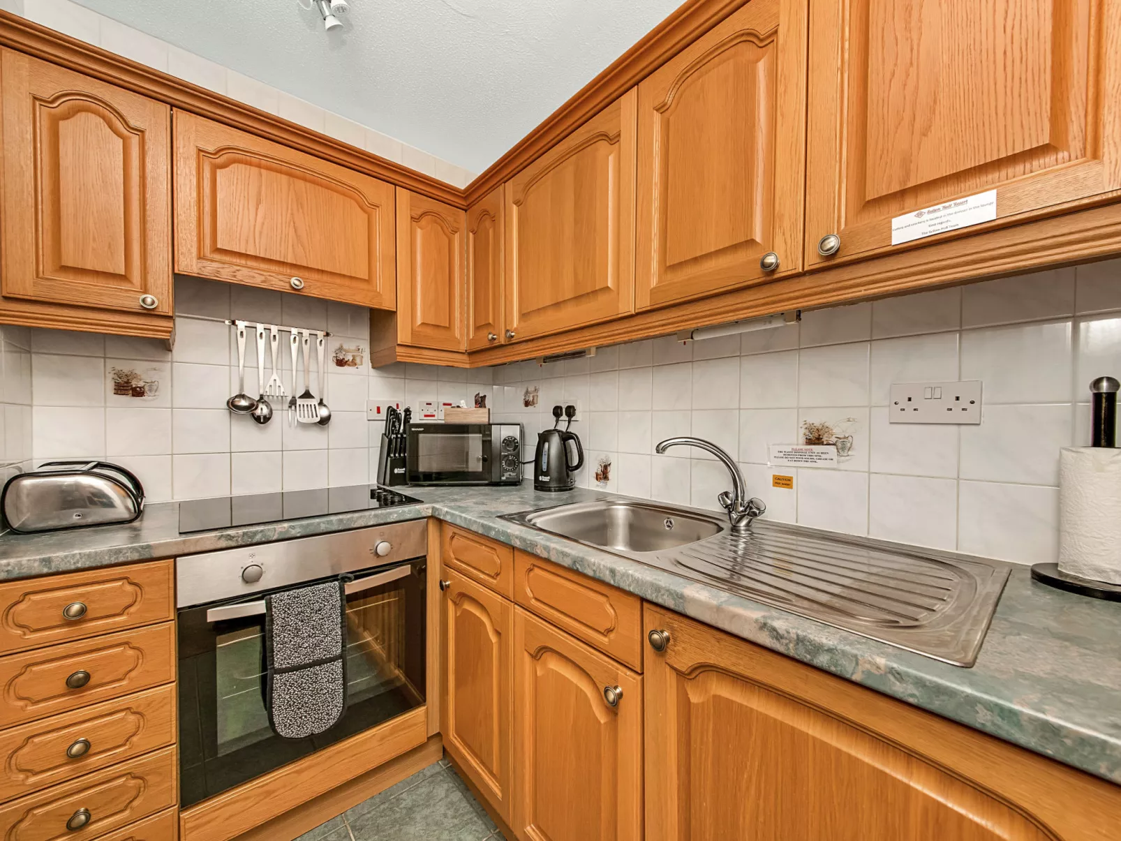 Mowbray Hall Apt-Inside