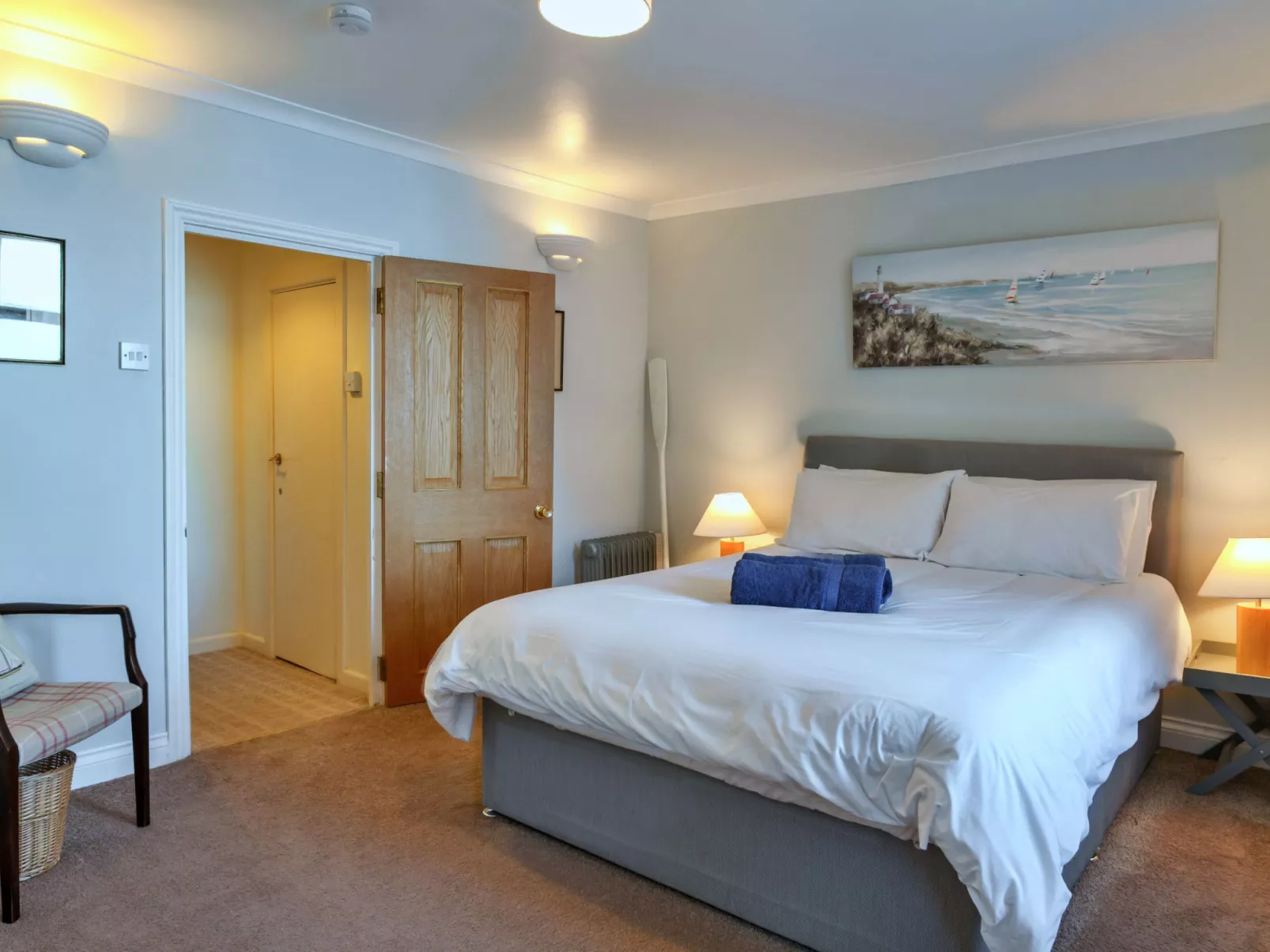 Nor Nour, Cawsand-Dedans