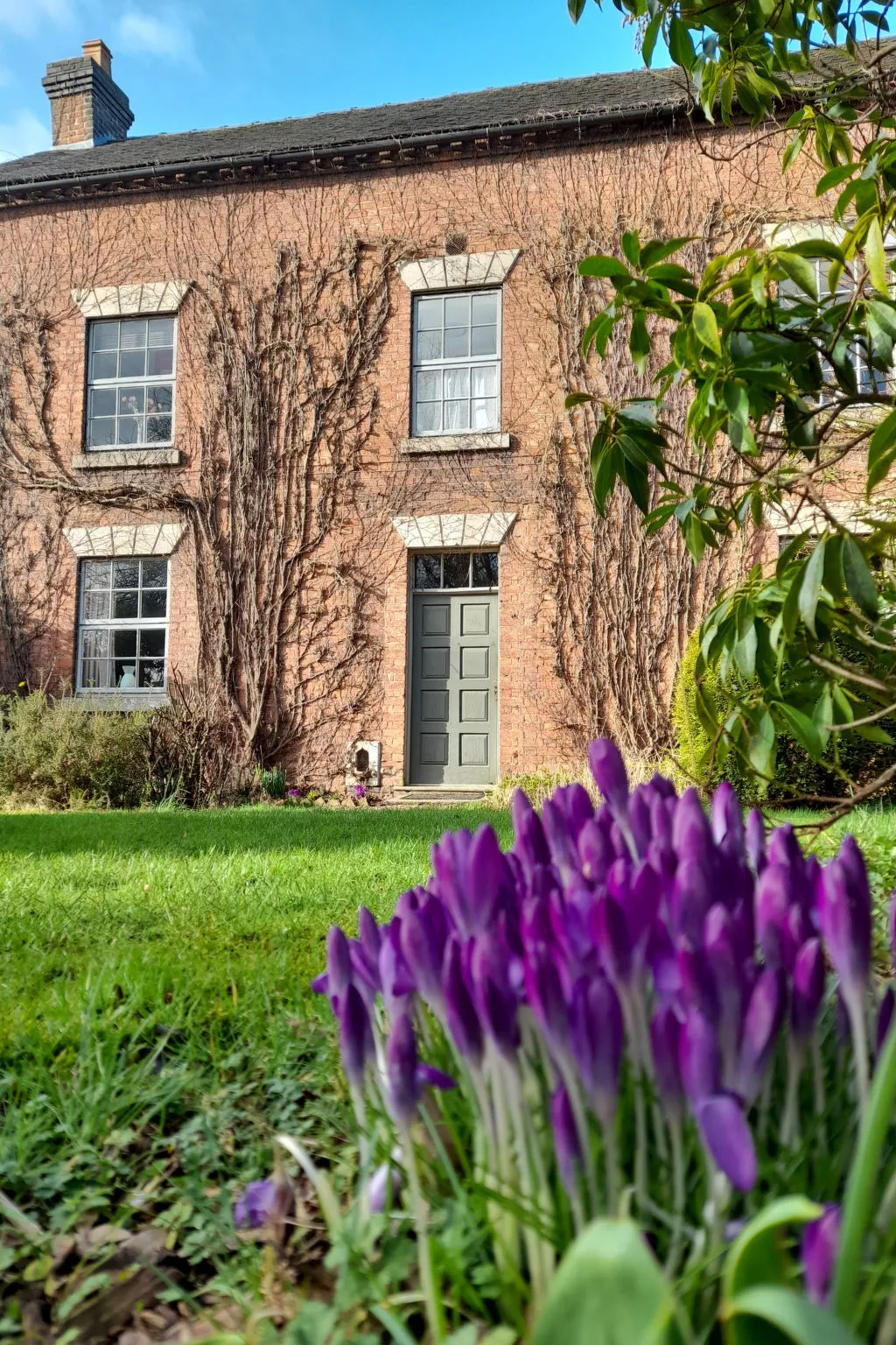 The Farmhouse-Outside