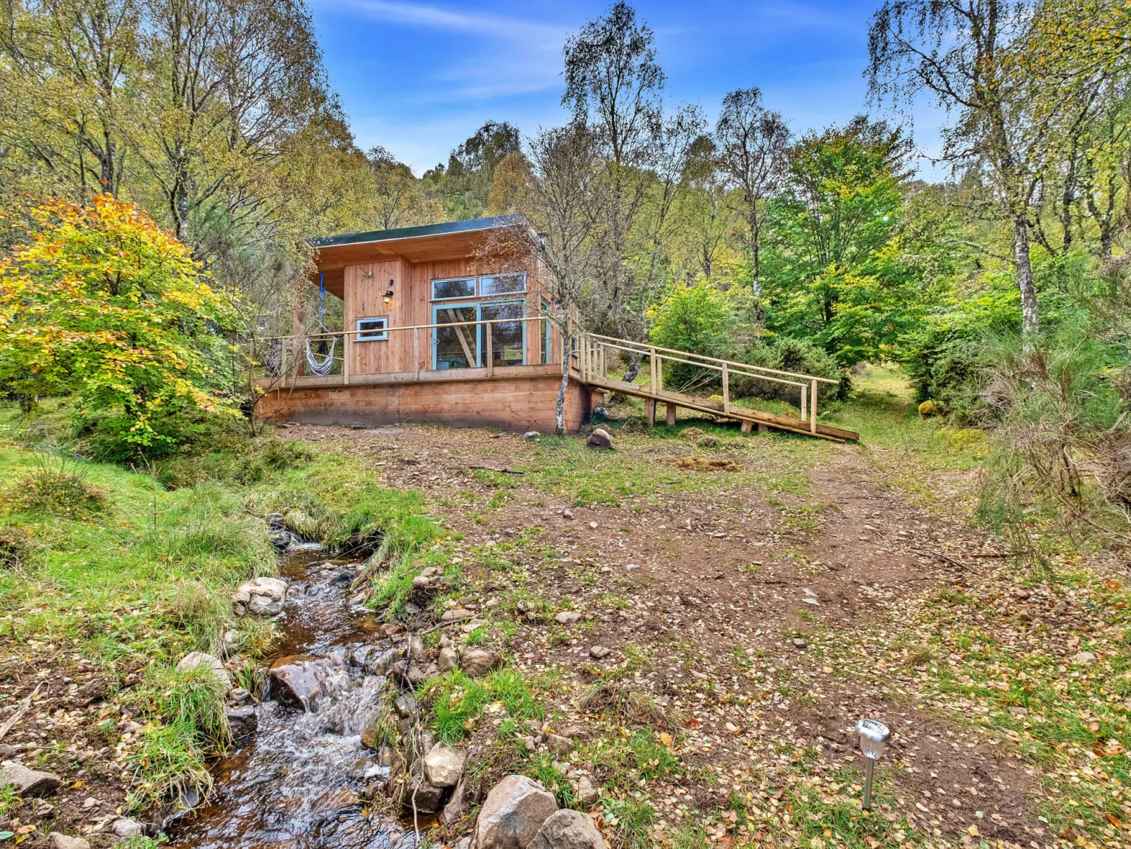 Cosagach Falls Cabin-Dehors