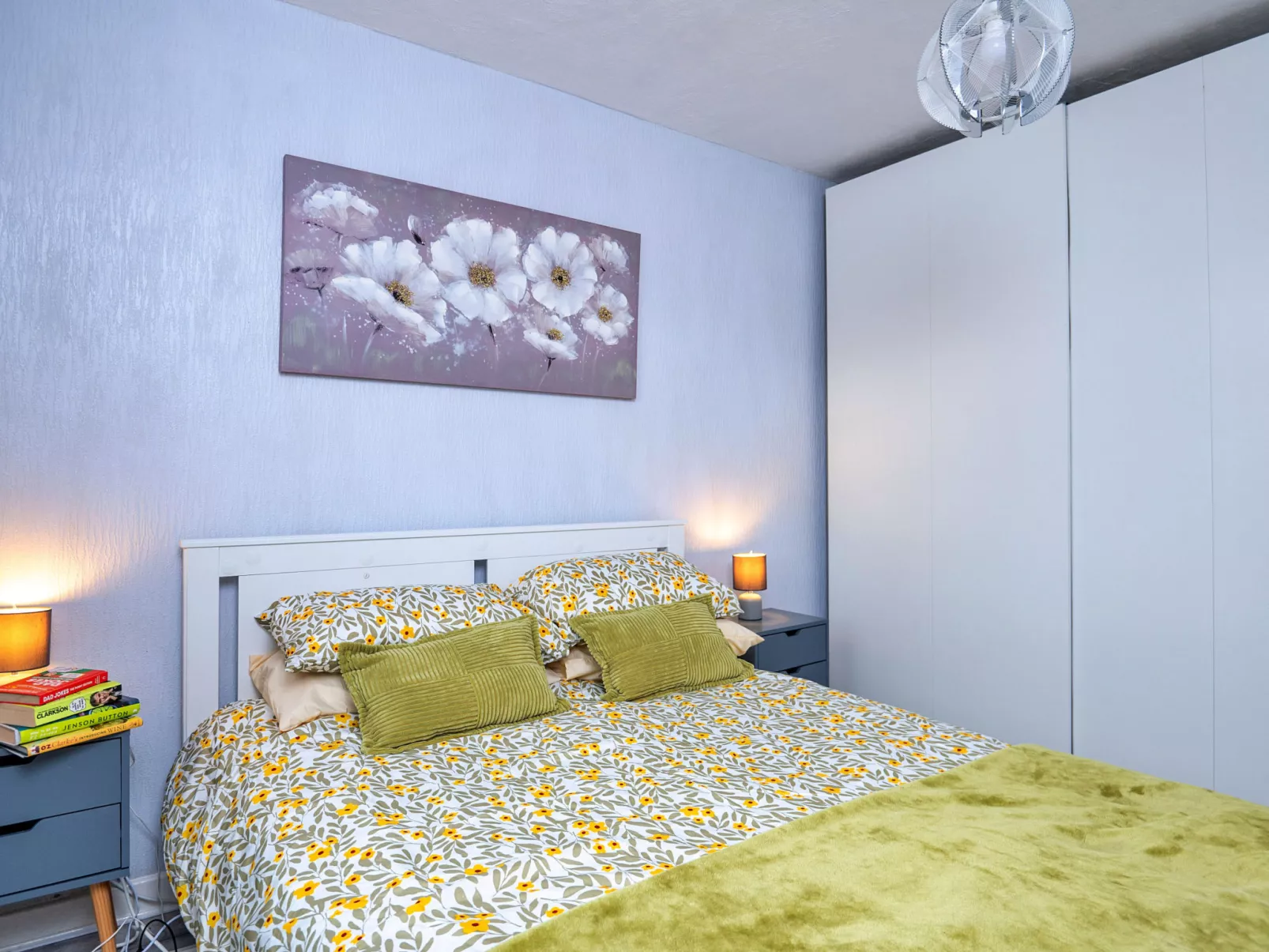 Llys Llewellyn-Dedans