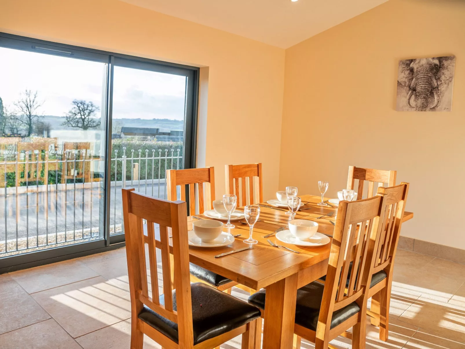 Little Rissington - Barn Five-Drinnen