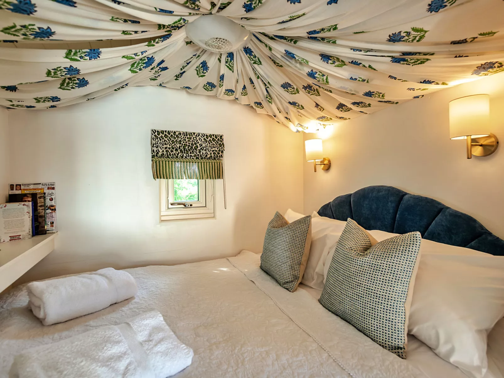 Shrawardine Train Carriage-Dedans