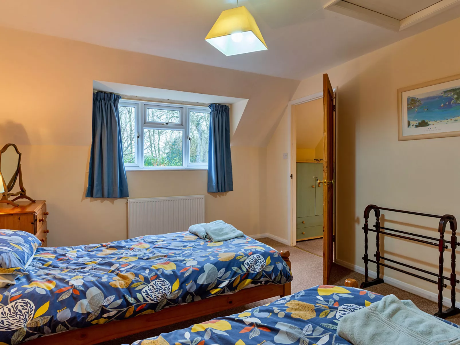 Glebe Cottage-Inside