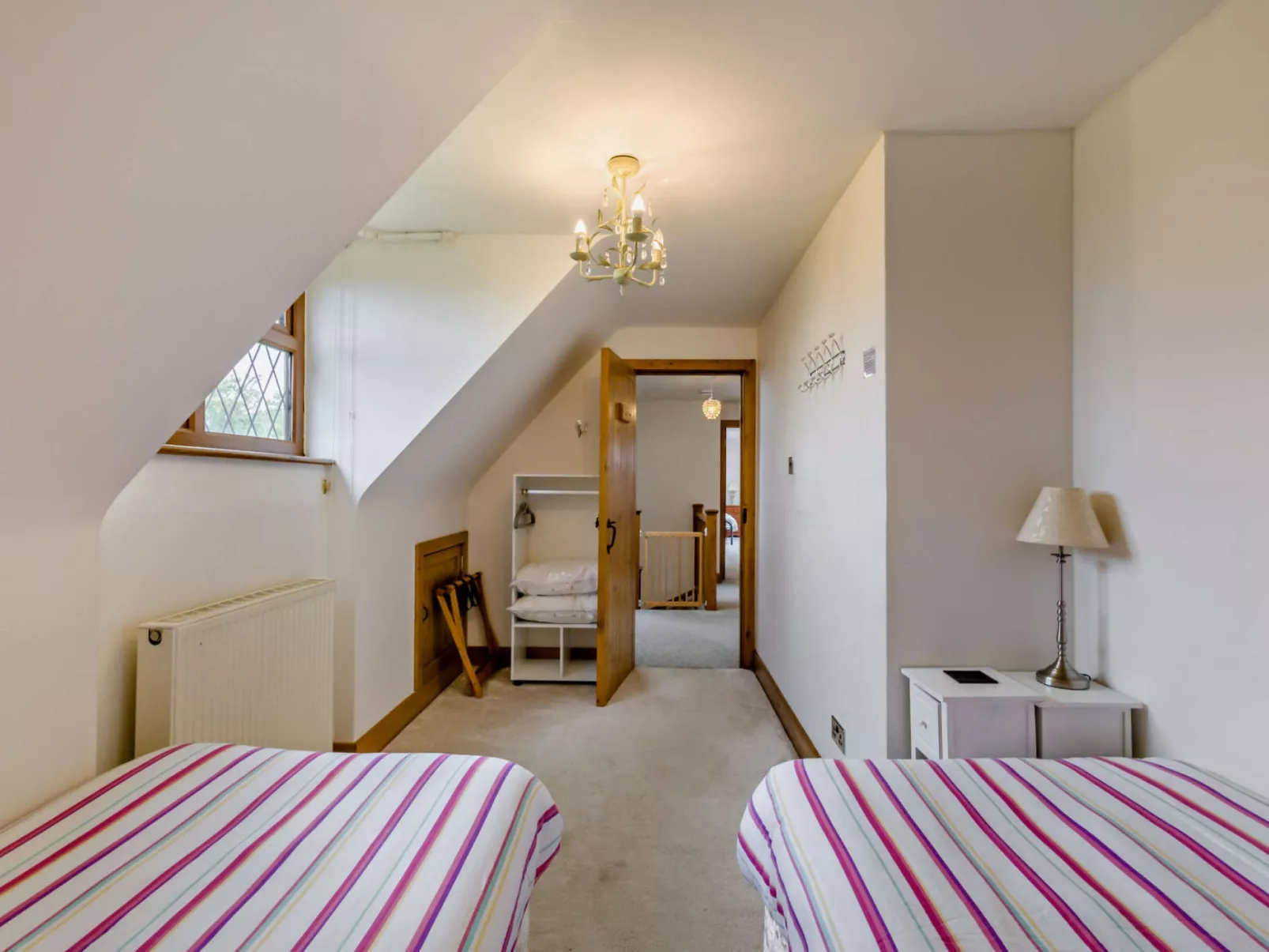 The House at No. 47-Dedans