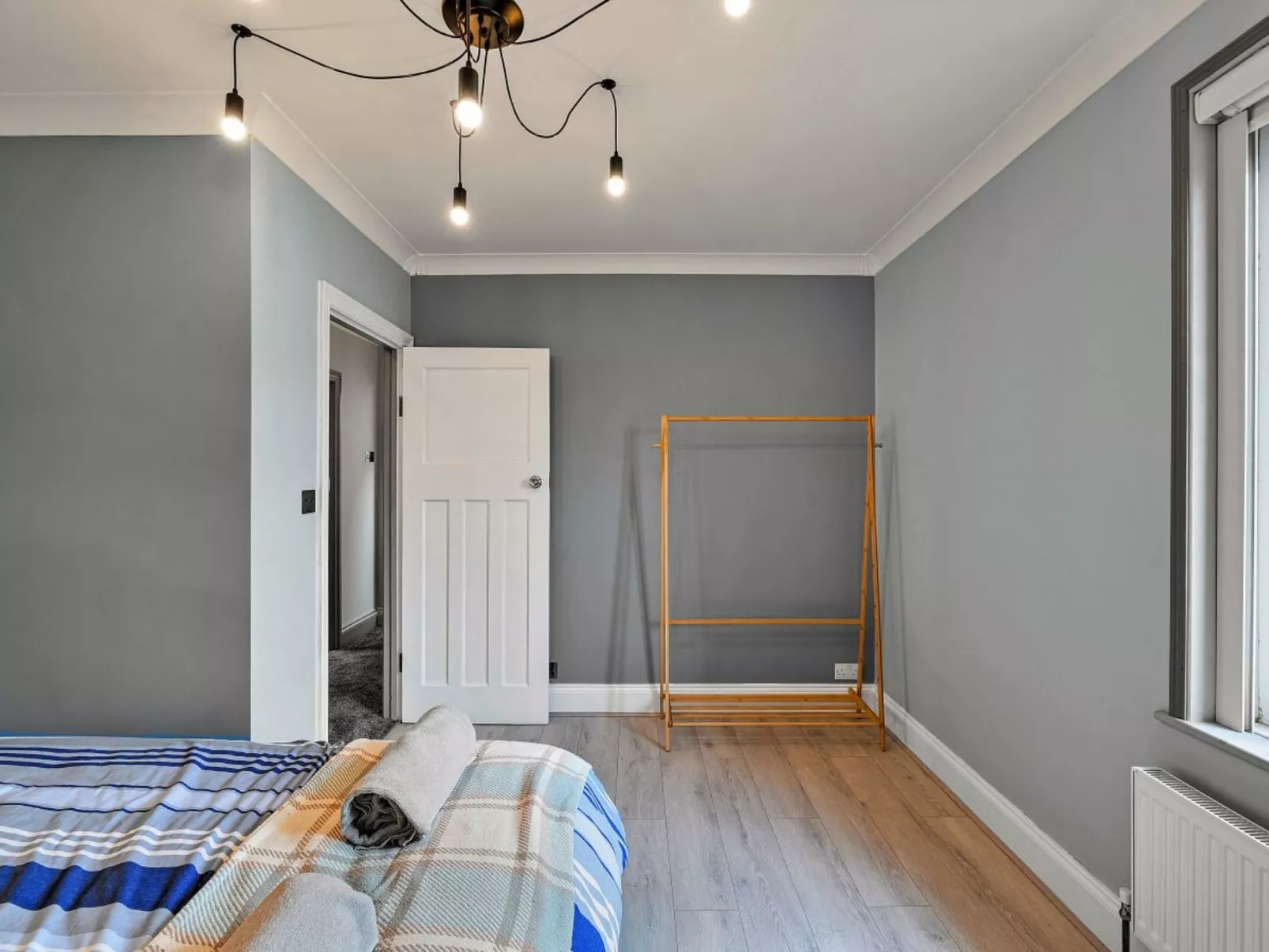 The Lamb Park Lookout-Dehors