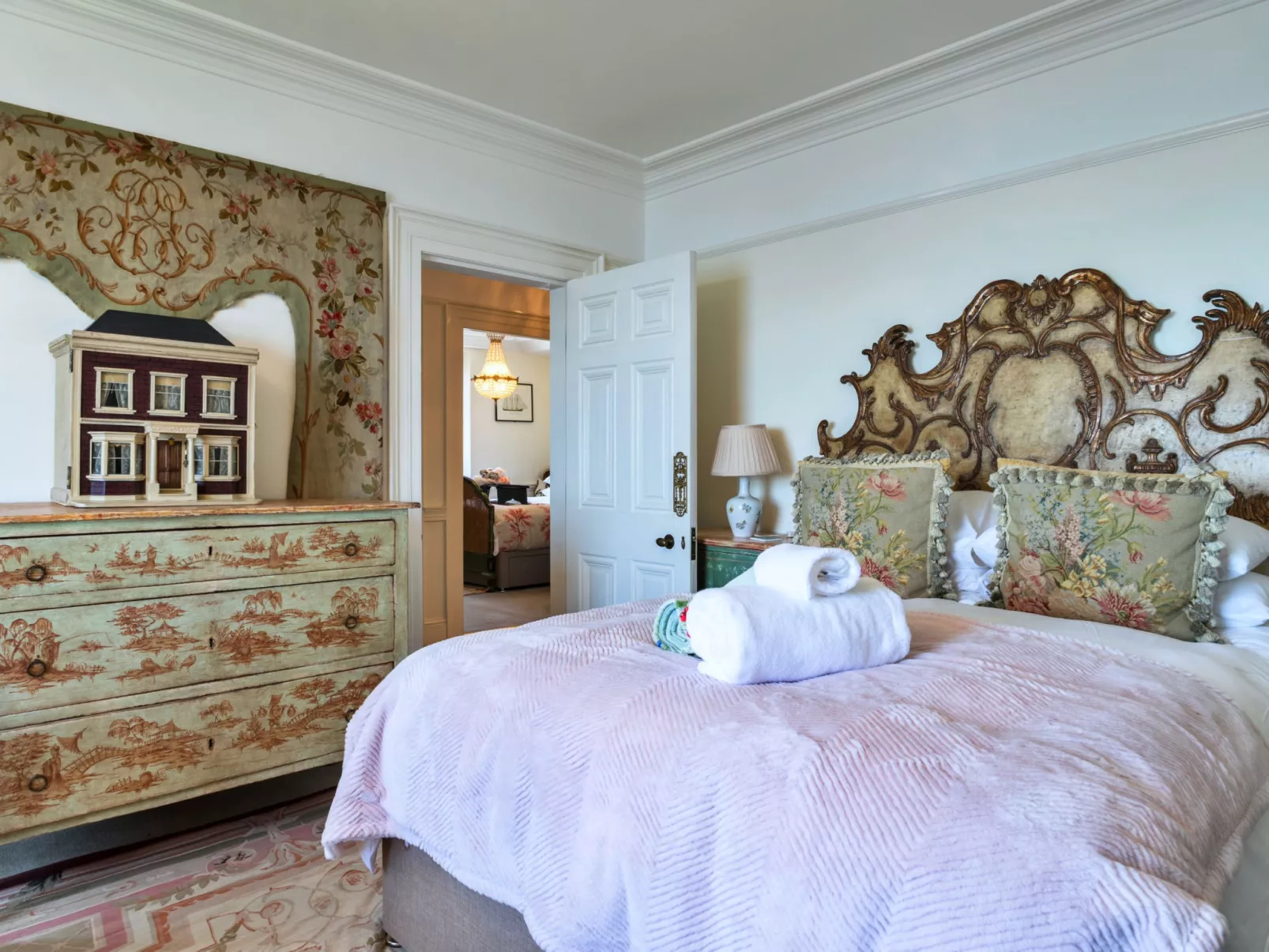 Penley Villa-Drinnen