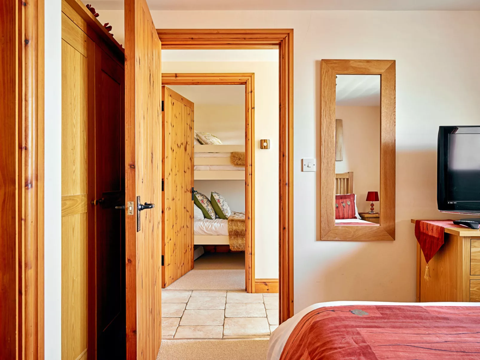 Hawthorn Barn-Dedans