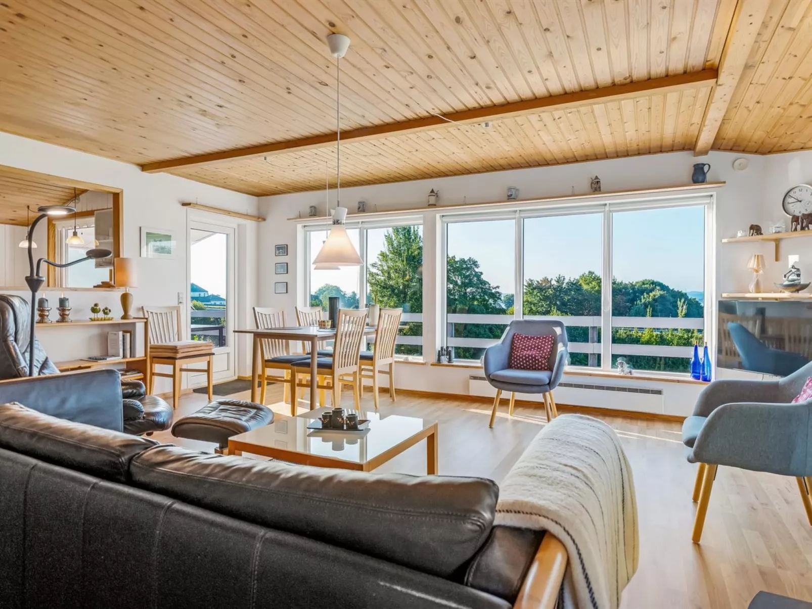 "Senni" - 800m from the sea-Drinnen