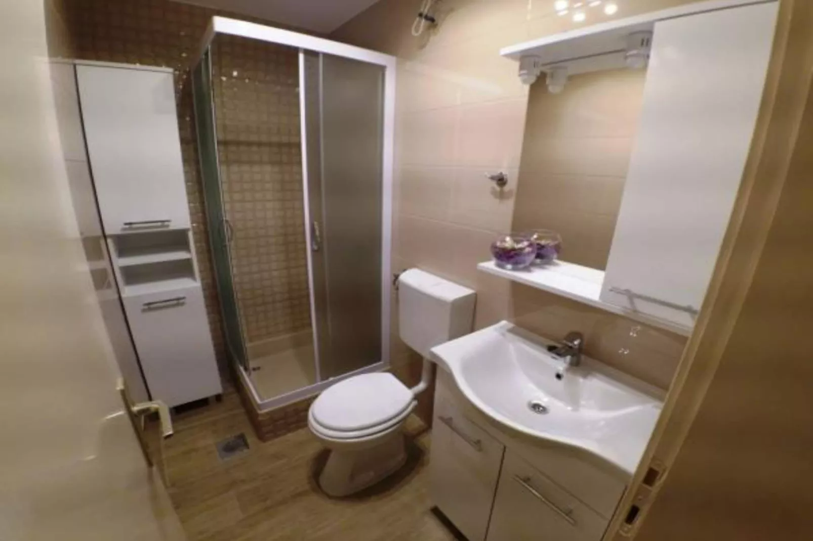 Apartments Maritimo - Two Bedroom Apartment with Sea View and Terrace-Bathroom