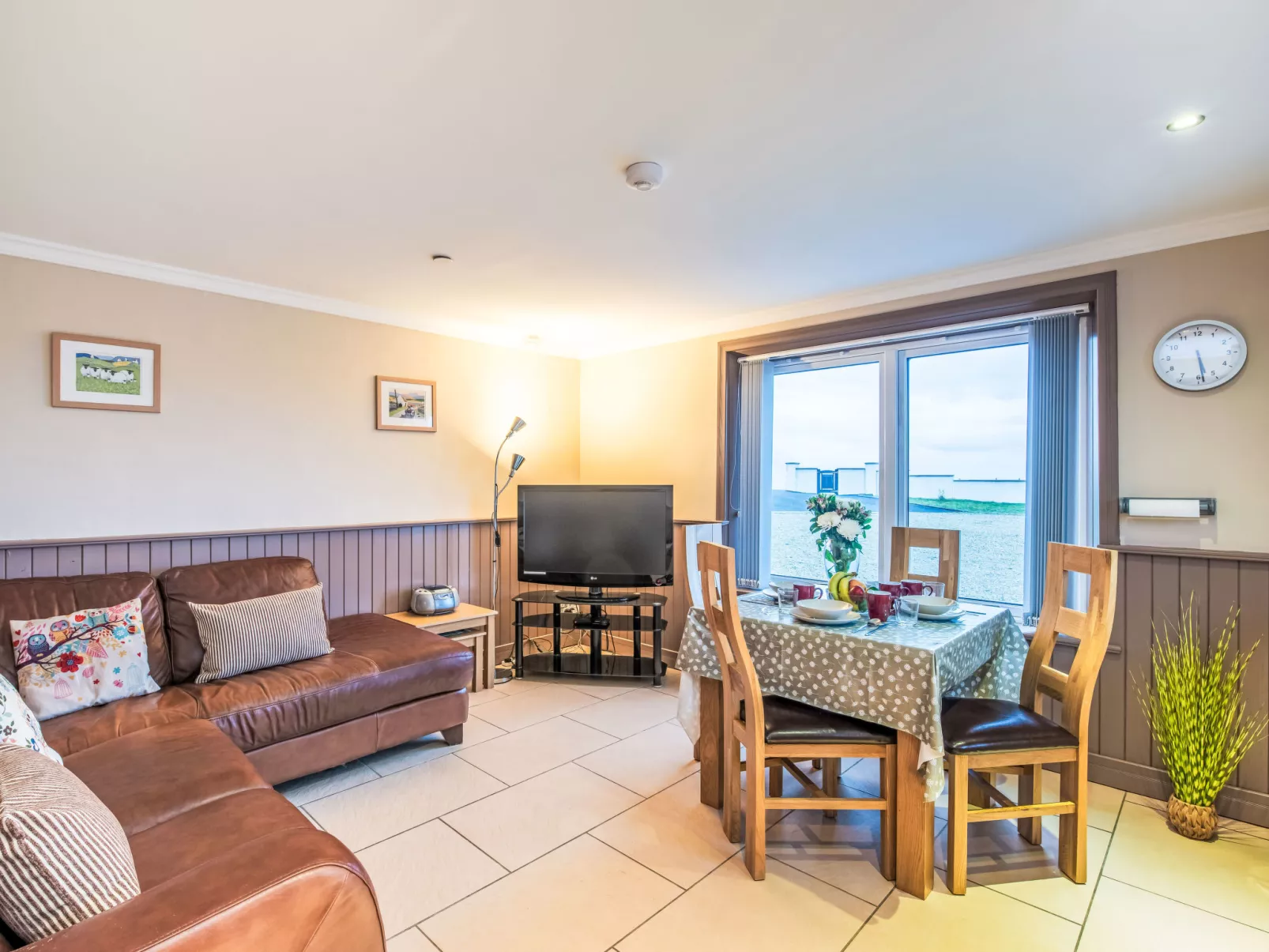 Frobost Lodge-Dedans