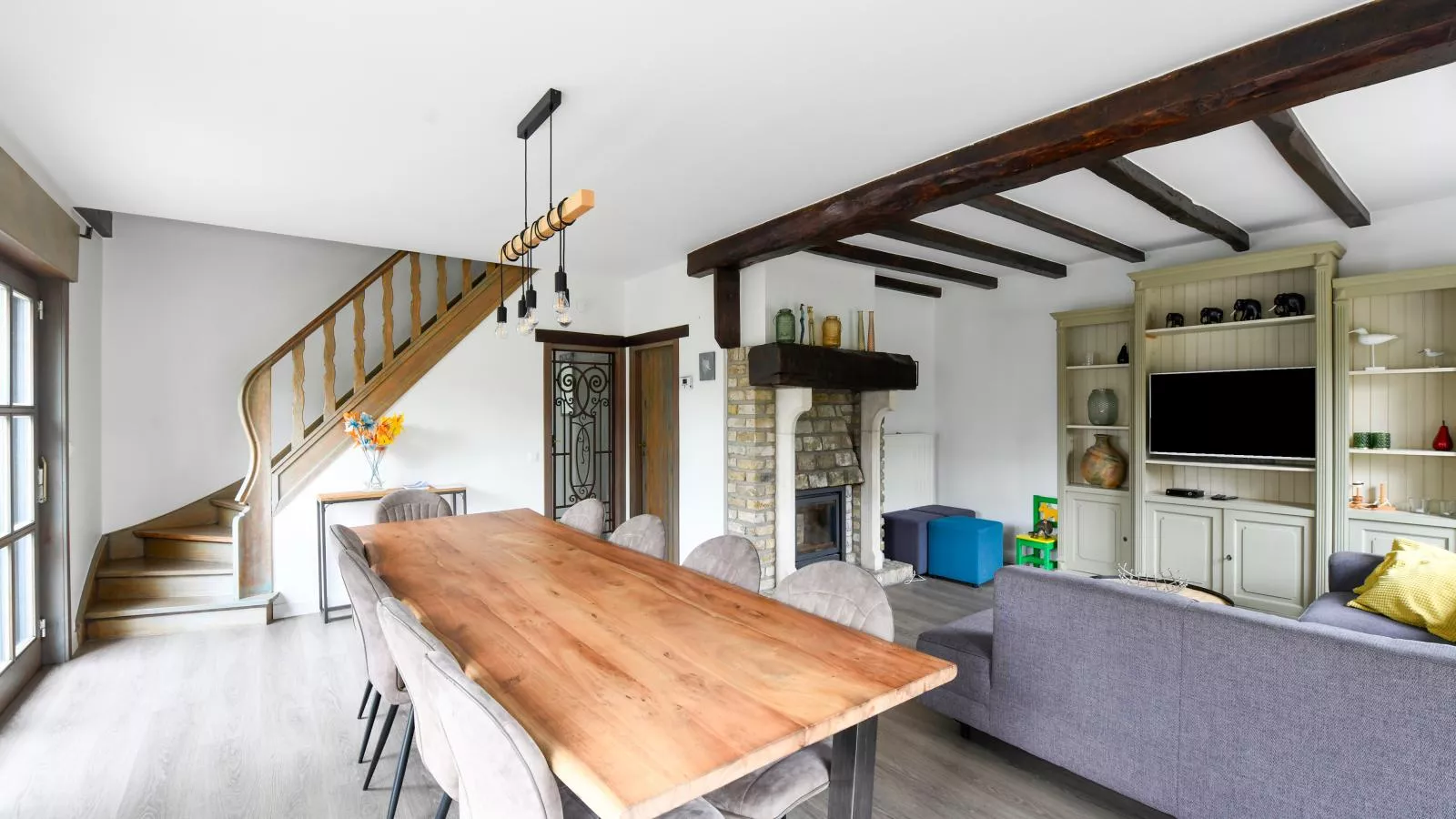 Floribert-Dining room