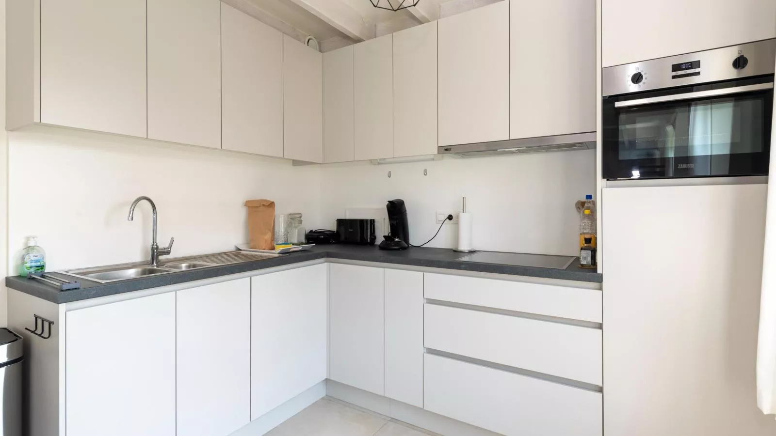 Westhinder I H1-Kitchen