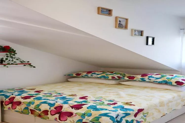 Apartments Clementina Sunrise-Standard Studio Apartment (RED)-Bedroom