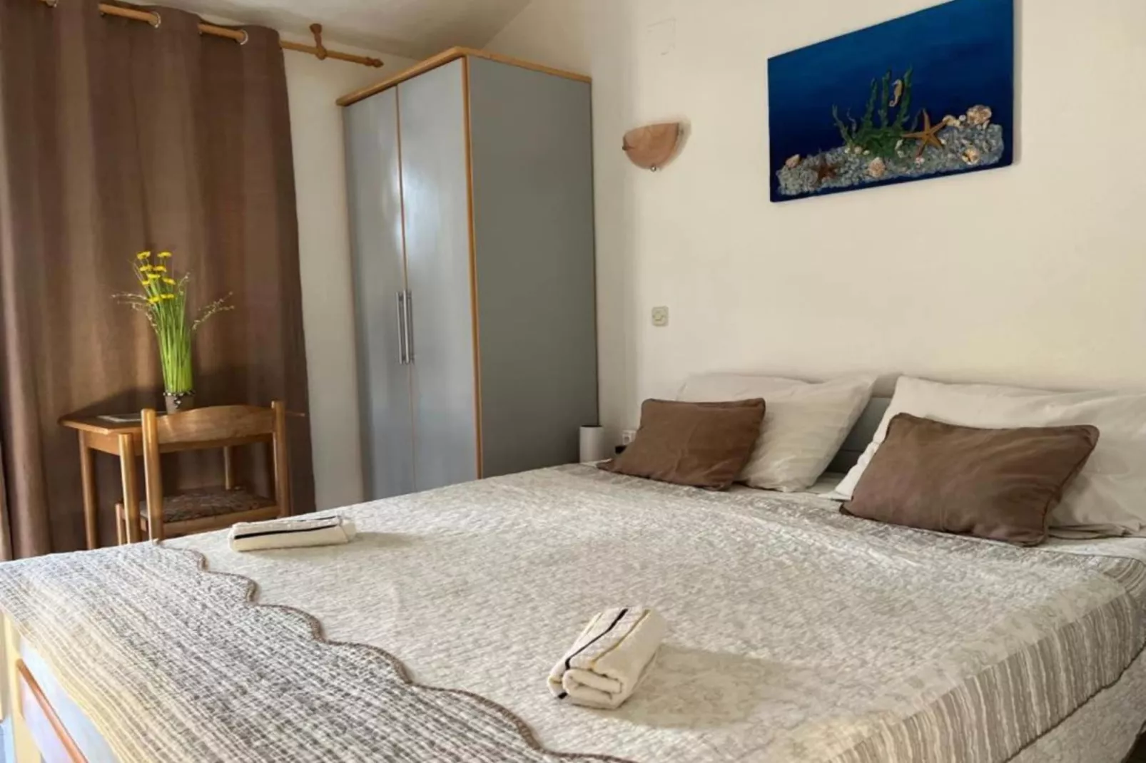Apartments Natali - One Bedroom Apartment with Balcony (APP5)-Schlafzimmer