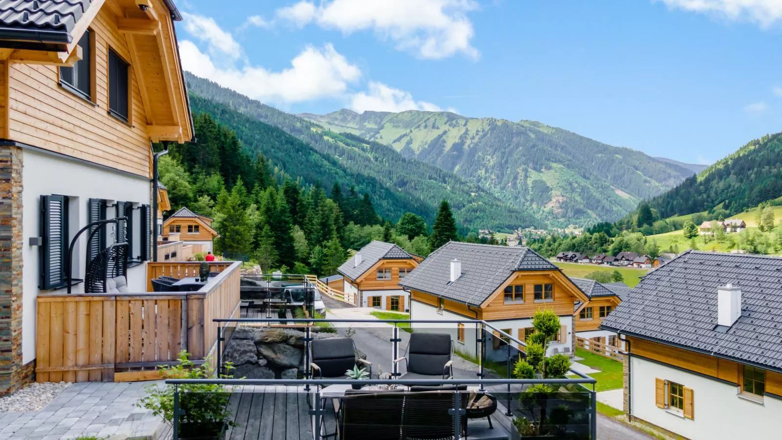 Chalet Hirschblick-Terrace balcony