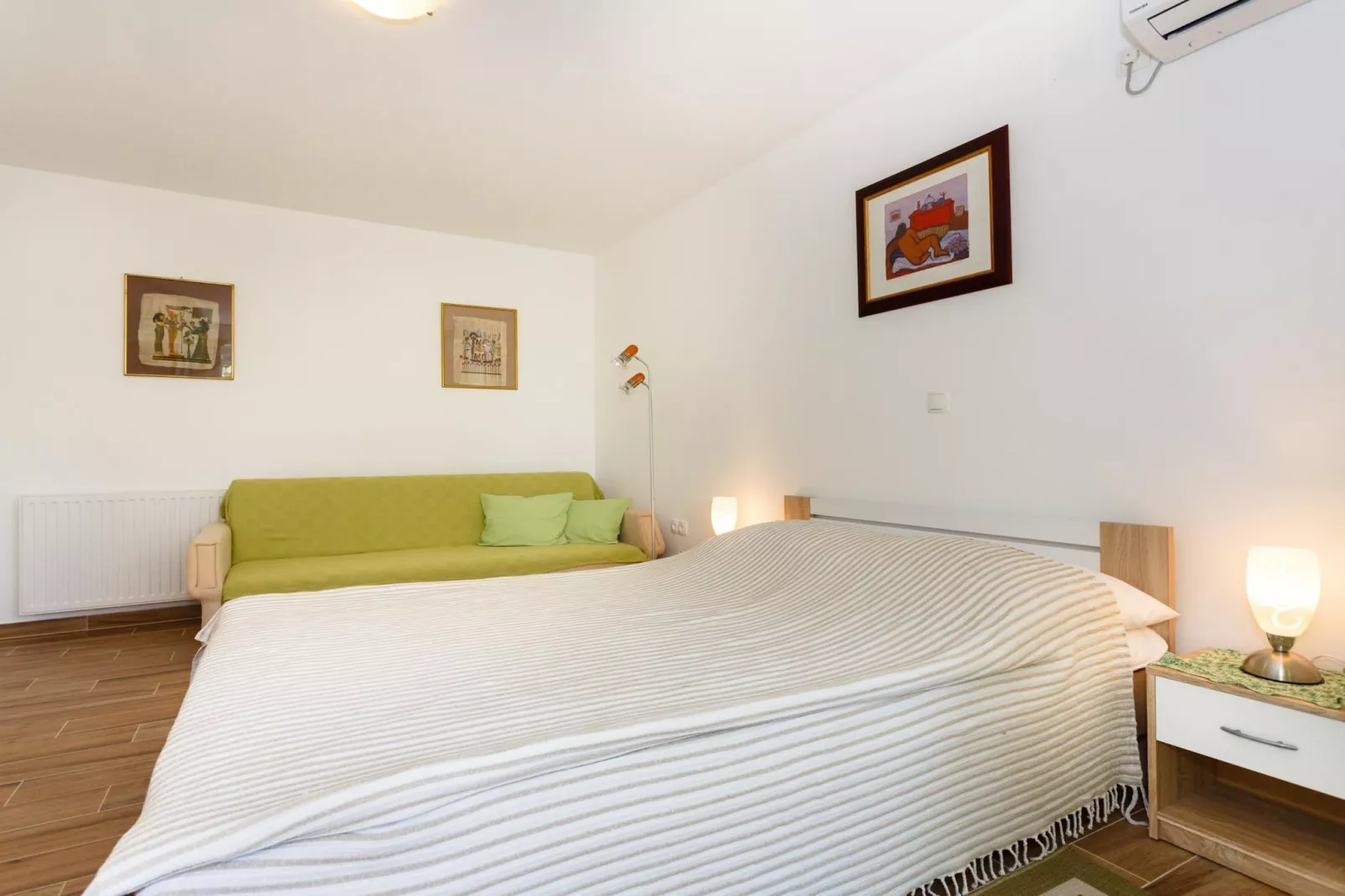 Cozy and Trendy Apartments Krk - Two Bedroom Apartment with Terrace-Schlafzimmer