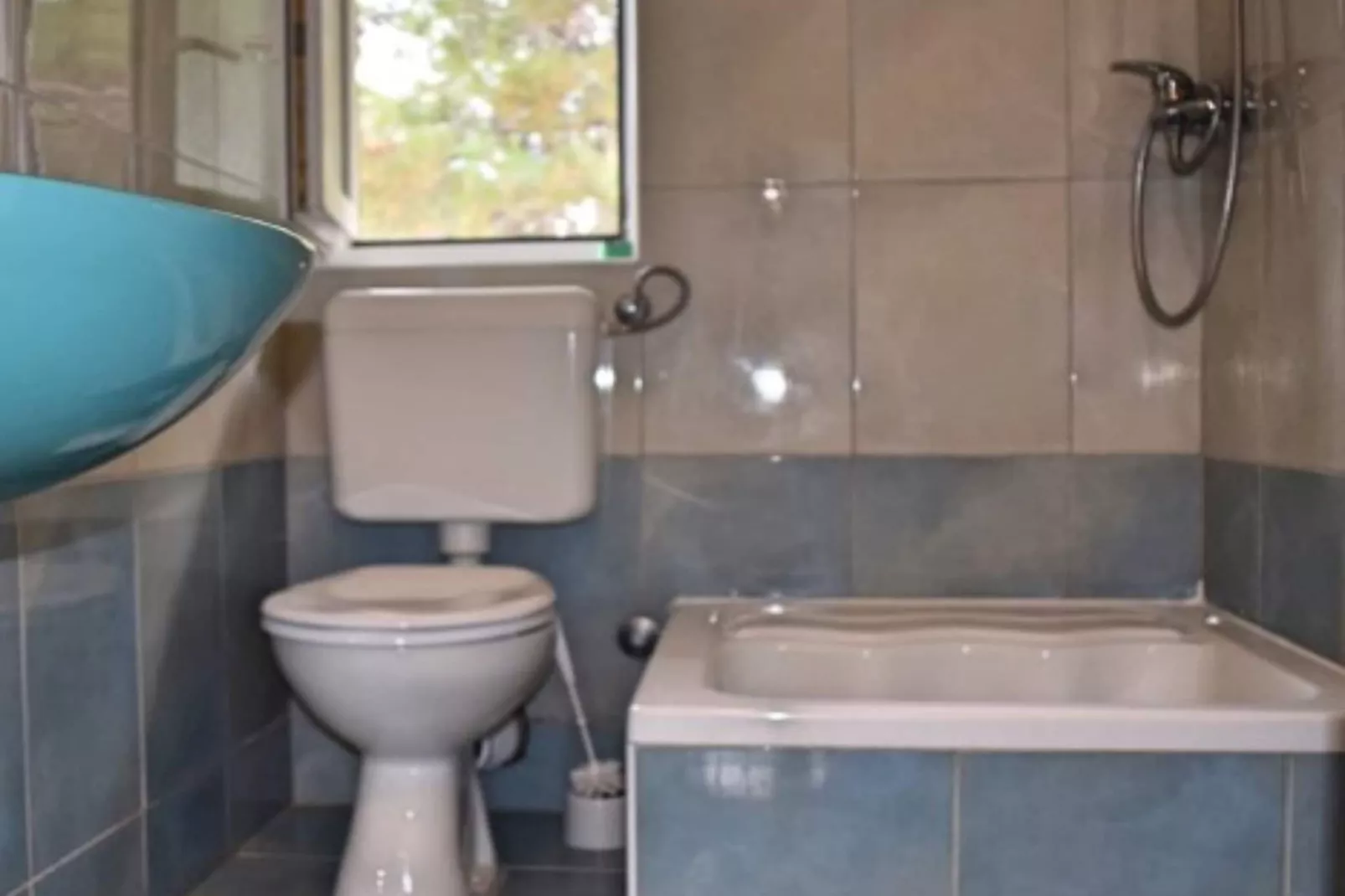 Apartments Mateo - One Bedroom Apartment - Green-Salle de bain