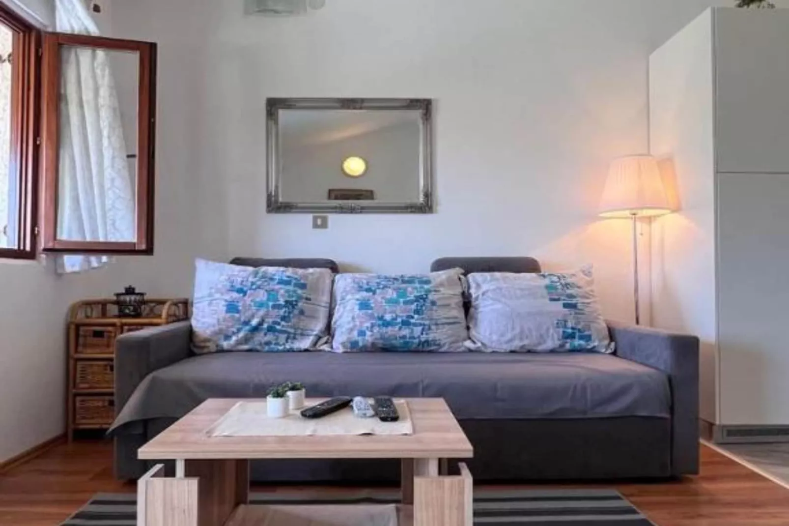 One-Bedroom Apartment With Sea View (A)-Bedroom