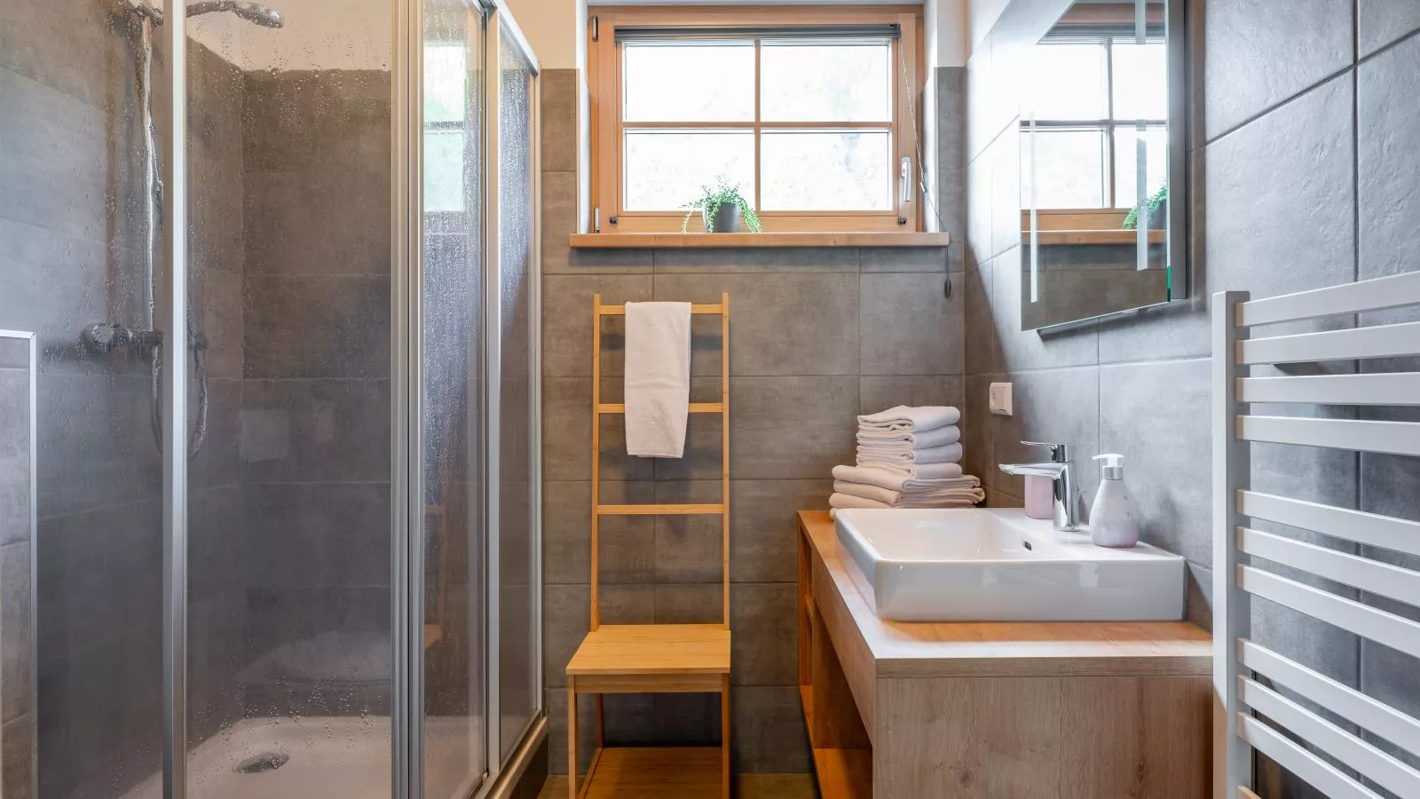 Haus Liene-Bathroom