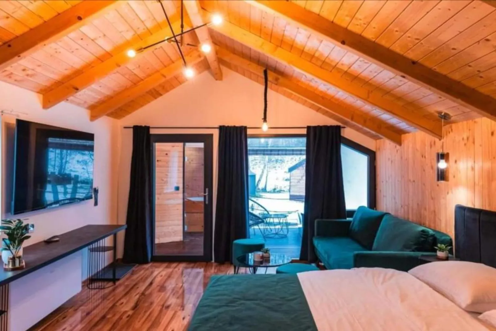 Halicanum Glamping Peaceful Retreat Resort 19 - Wohnzimmer