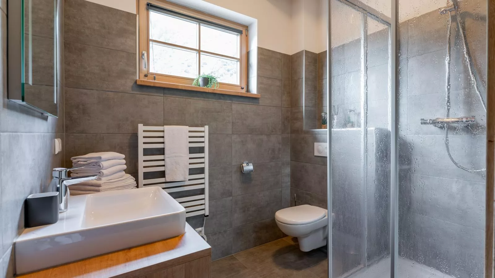 Haus Liene-Bathroom