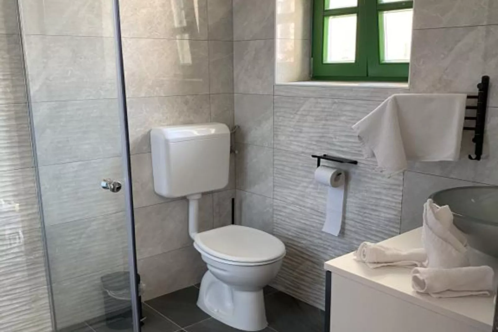 Apartments Stone House Murter - Two Bedroom Apartment-Bathroom